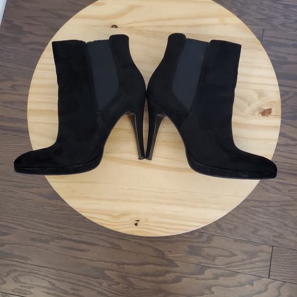 Nine West suede ankle boots-size 8 - Picture 3 of 10